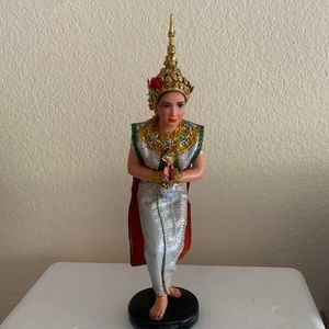 Exotic BALINESE female Dancer in ornate Fabric costume 18” Tall figurine